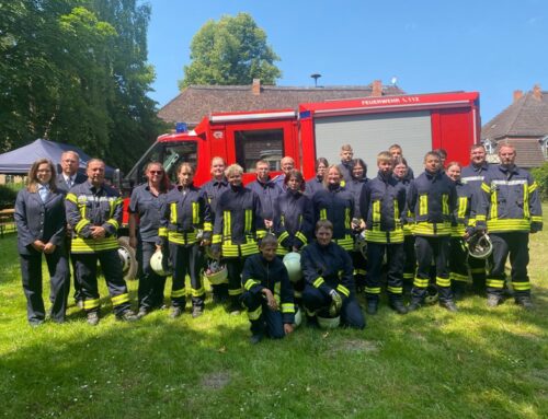 Erfolgreicher Abschluss der Truppmann-I-Prüfung im Wahlpflichtfach „Feuerwehr macht Schule“